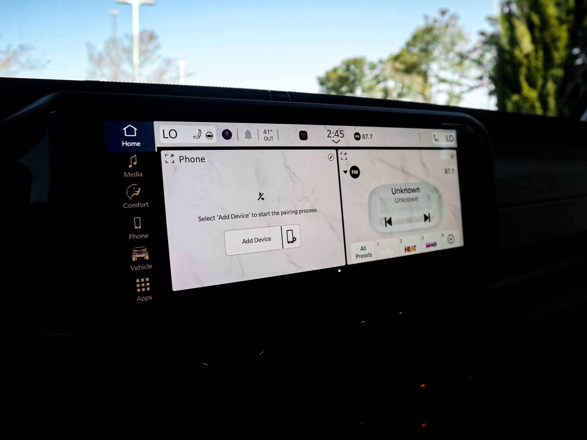 Used 2025 Jeep Wrangler Sahara image 23