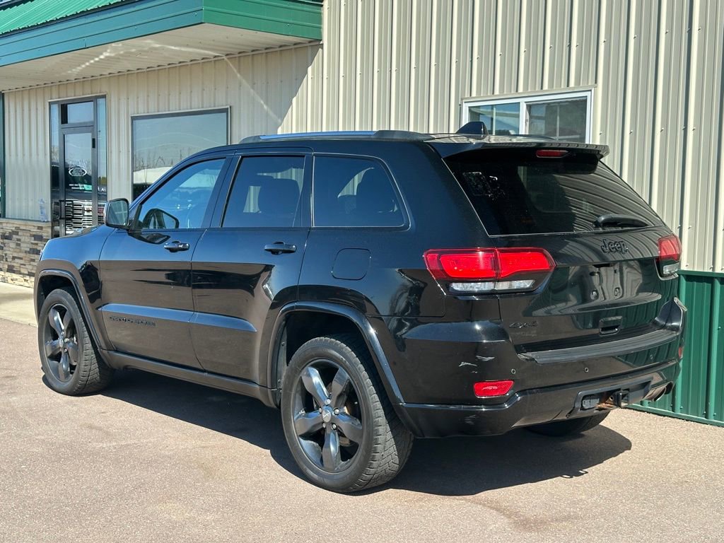Used 2020 Jeep Grand Cherokee Altitude AWD/4WD image 3