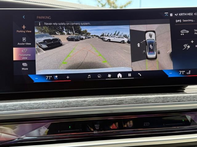 Certified 2024 BMW i7 xDrive60 image 29