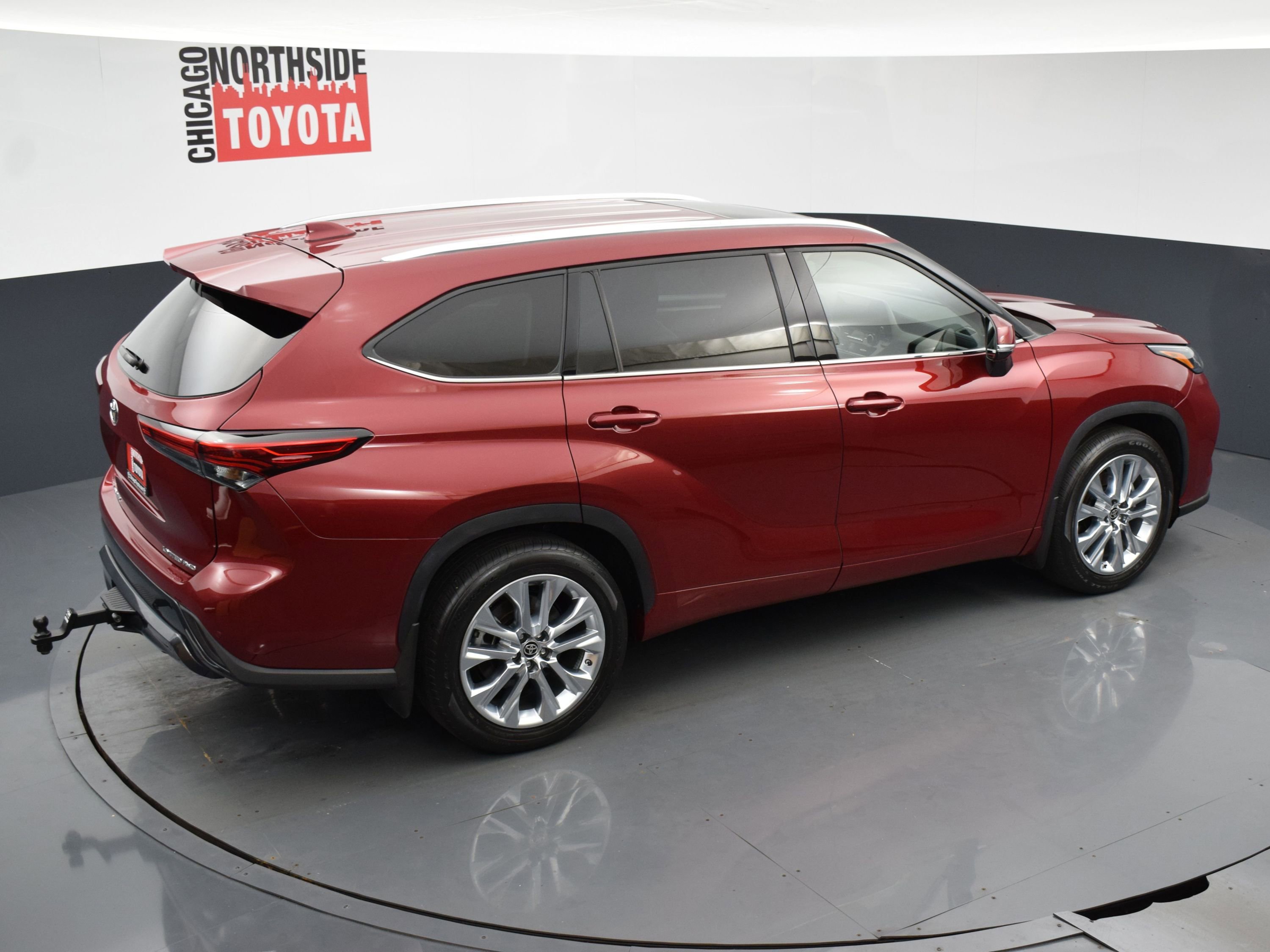 Used 2023 Toyota Highlander Limited AWD/4WD image 28