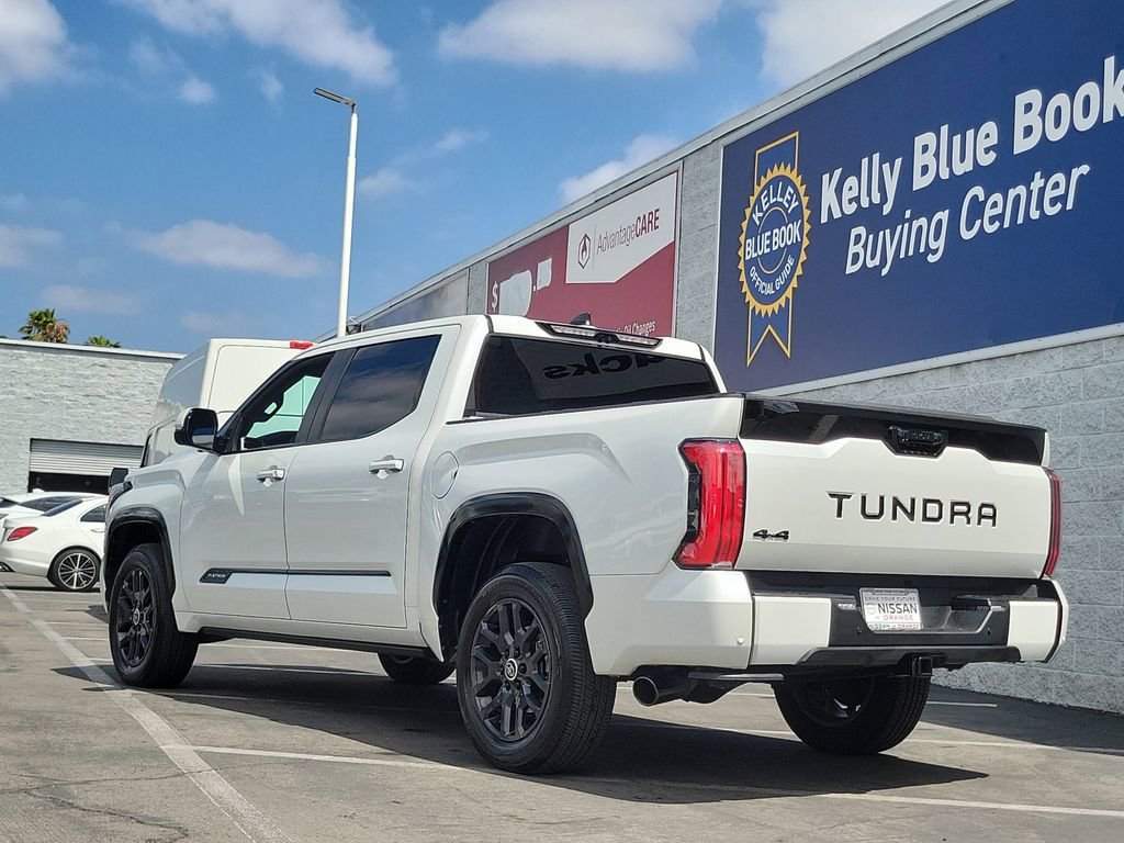 Used 2024 Toyota Tundra Platinum AWD/4WD image 2