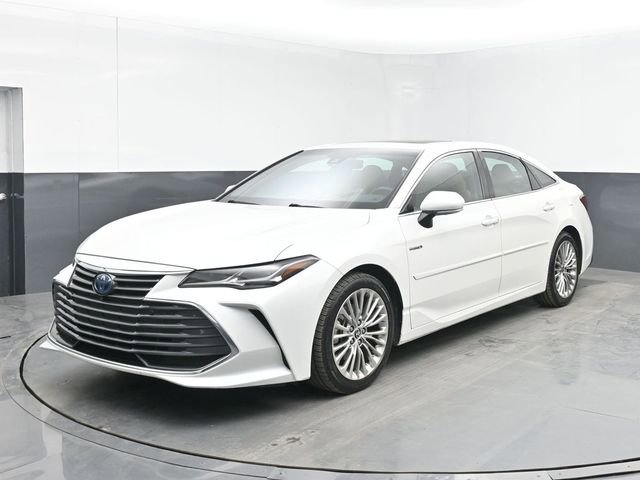 Used 2020 Toyota Avalon Limited w/ Advanced Safety Package FWD image 5
