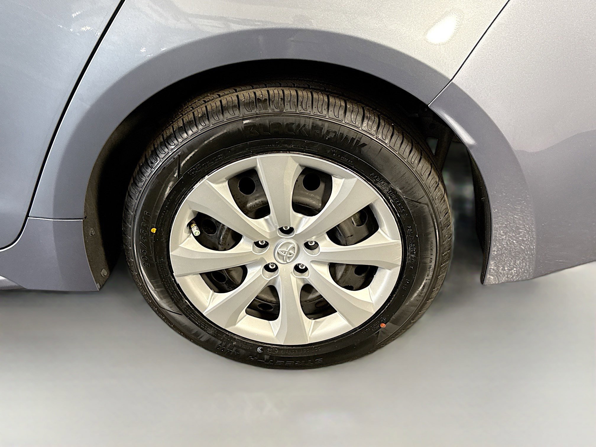 Used 2024 Toyota Corolla LE FWD image 36