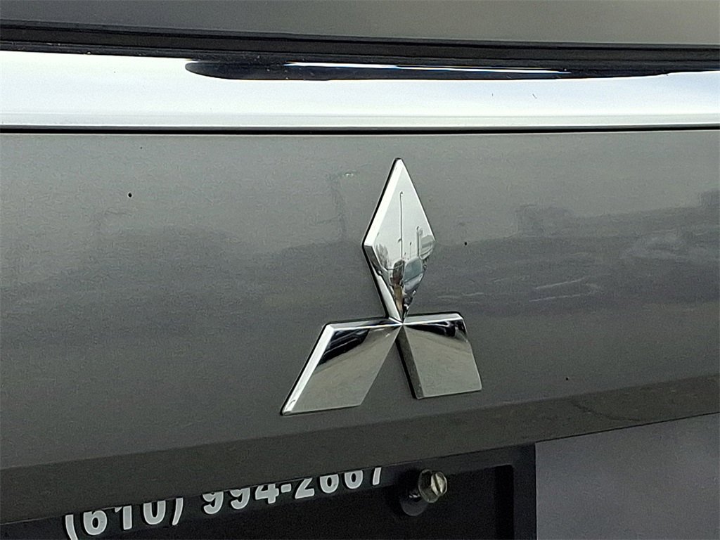 Used 2018 Mitsubishi Outlander SE image 29