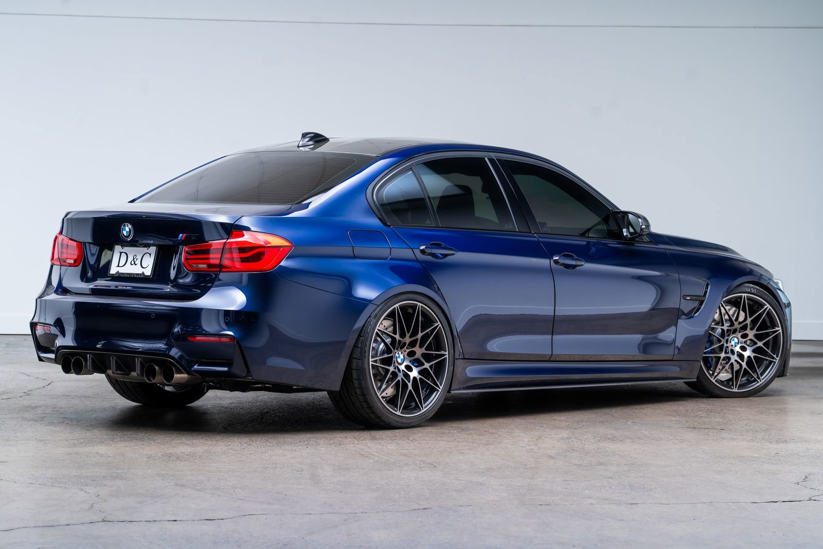 Used 2018 BMW M3 w/ Competition Package RWD image 11
