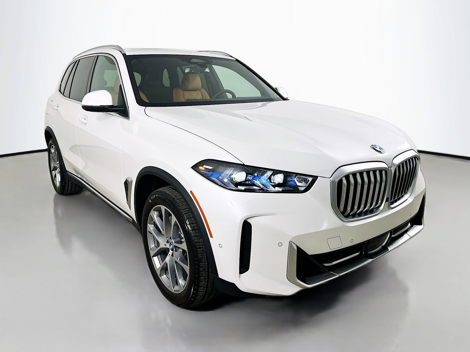 New 2026 BMW X5 xDrive40i w/ Premium Package AWD/4WD image 3