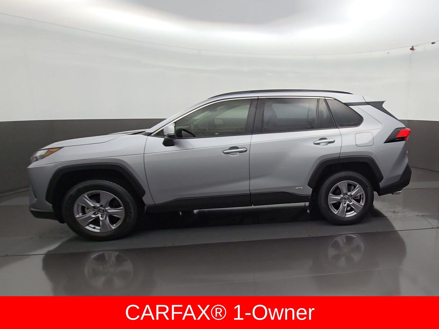 Certified 2025 Toyota RAV4 XLE w/ Convenience Package AWD/4WD image 5