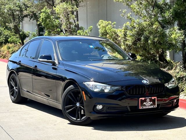 Used 2017 BMW 320i Sedan RWD image 2