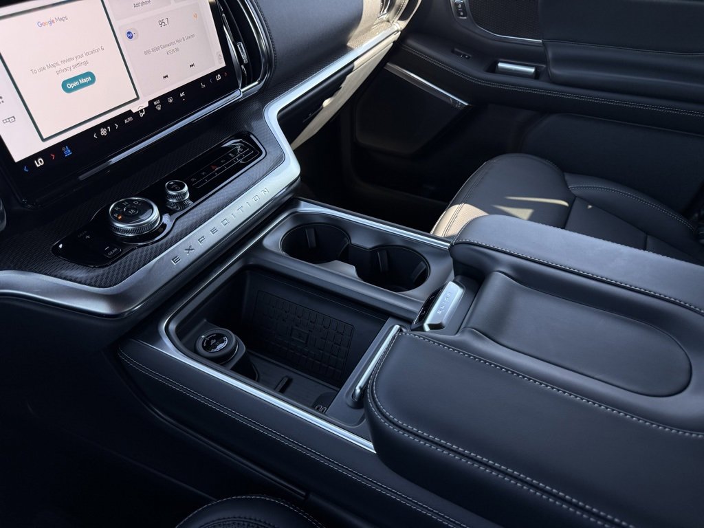 New 2025 Ford Expedition Platinum w/ Stealth Performance Package image 19