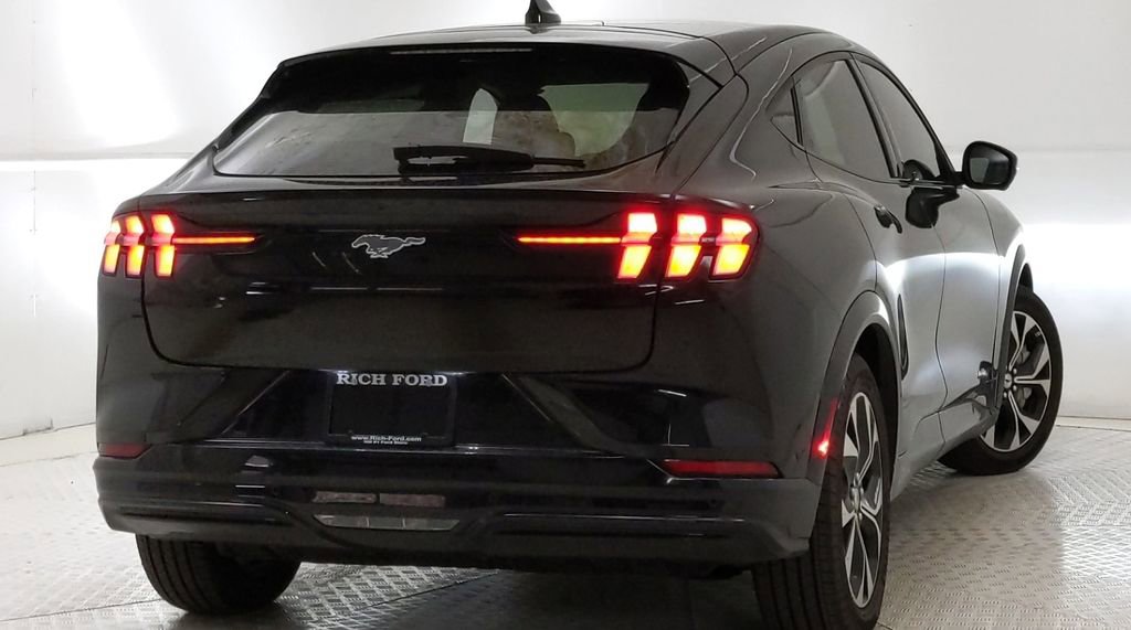 New 2023 Ford Mustang Mach-E Premium image 4