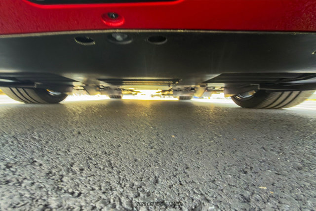 Used 2025 Ferrari SF90 Spider image 98