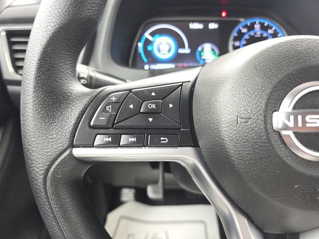 Used 2025 Nissan Leaf S FWD image 17