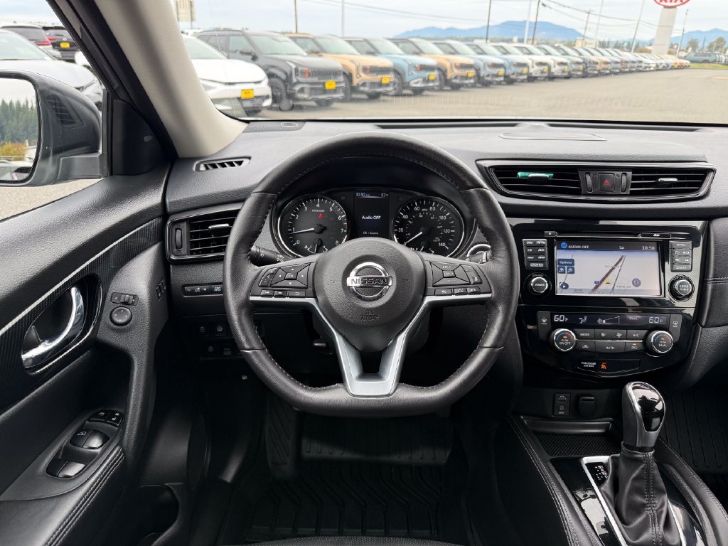 Used 2017 Nissan Rogue SL w/ SL Premium Package AWD/4WD image 23