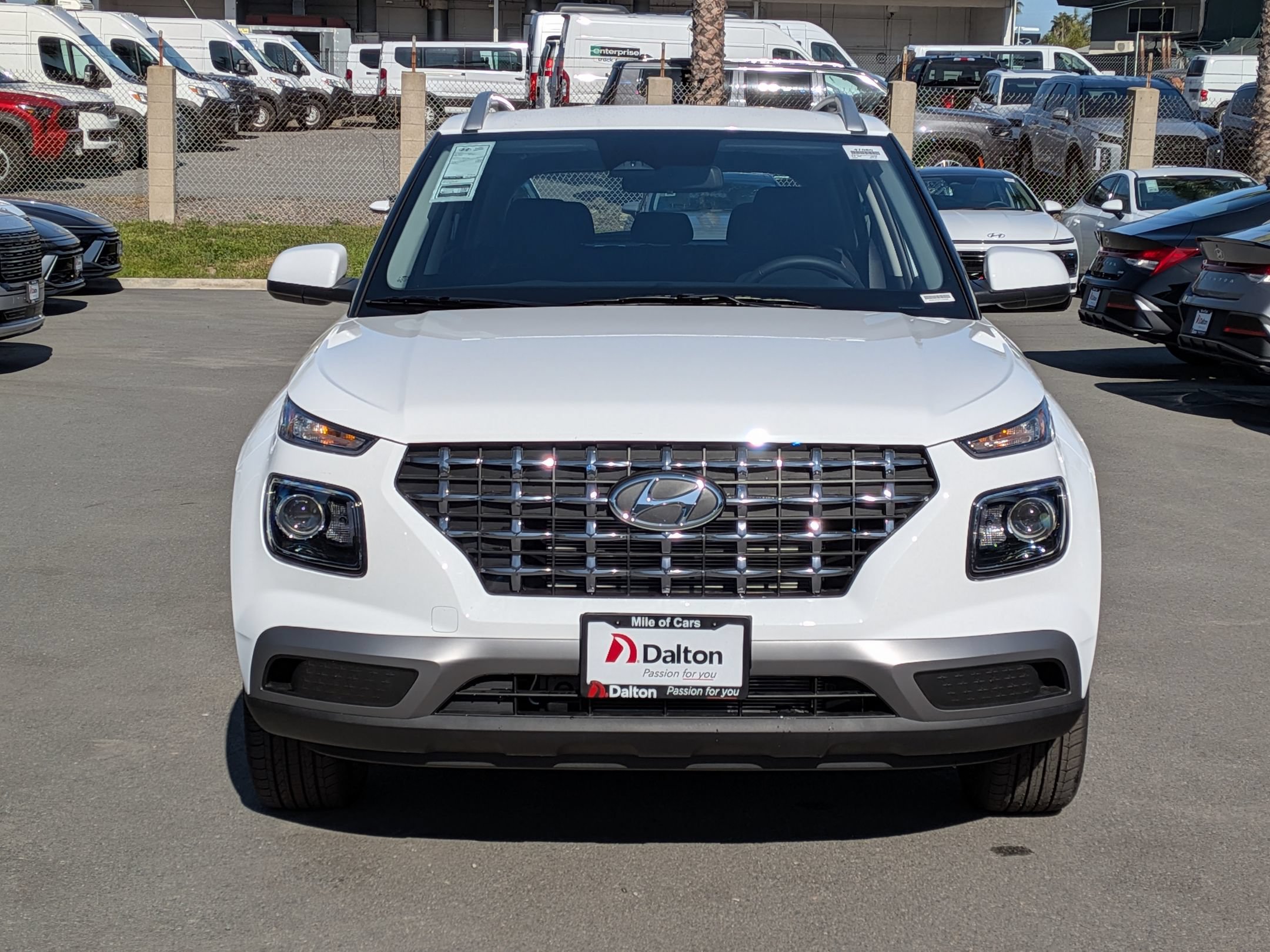 New 2026 Hyundai Venue SEL FWD image 2