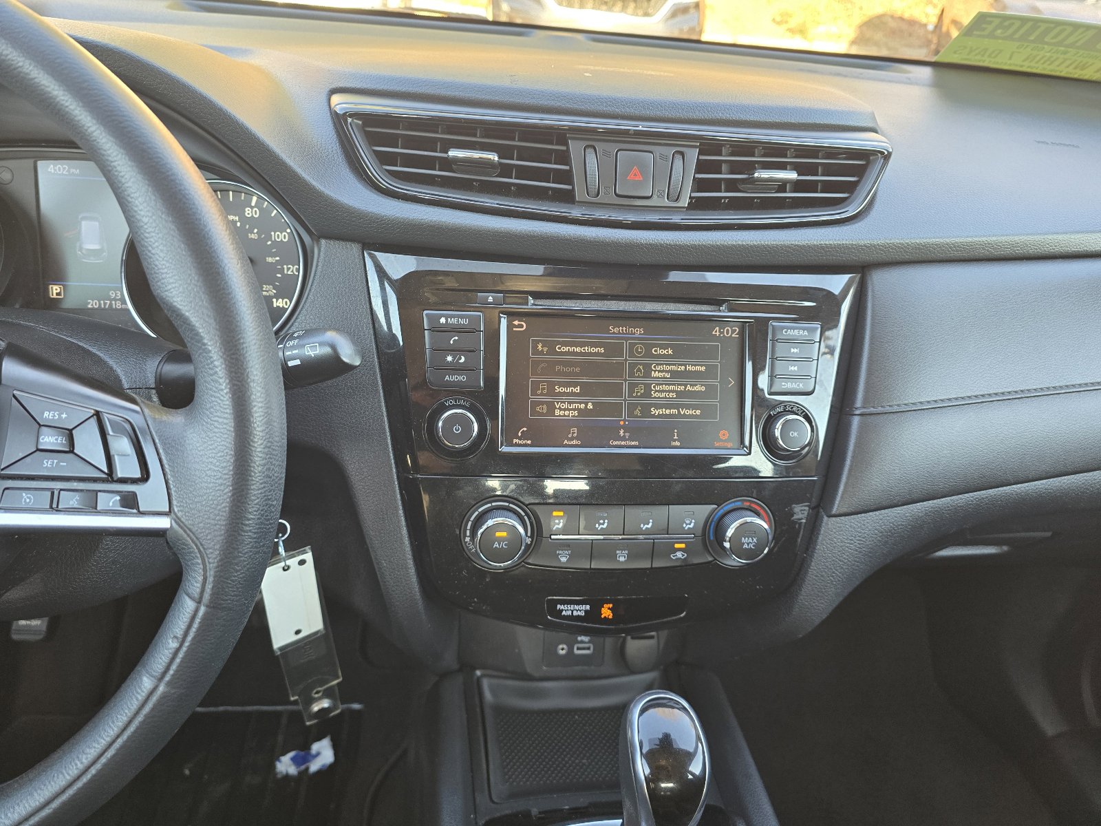 Used 2020 Nissan Rogue S image 10