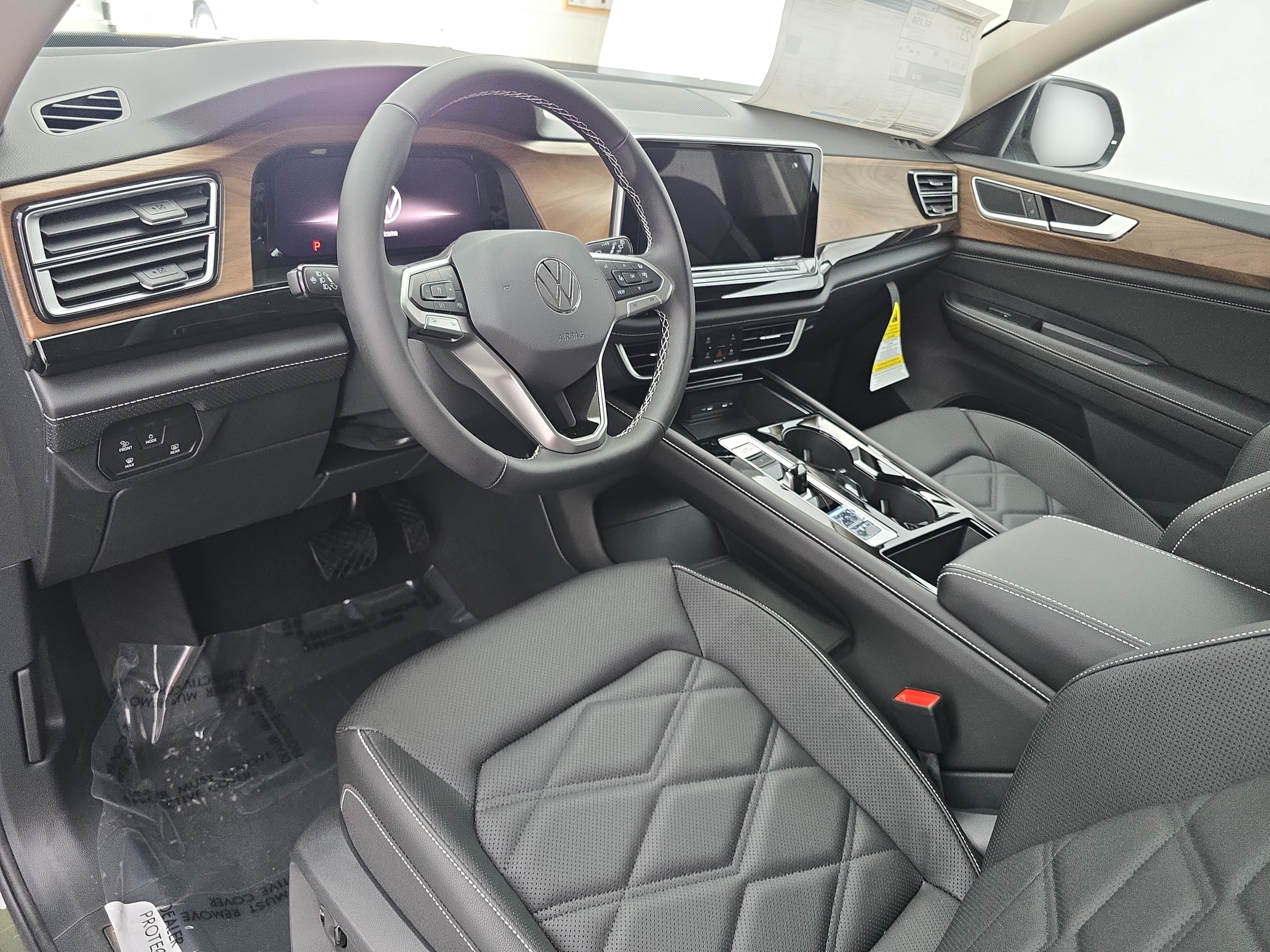 New 2026 Volkswagen Atlas SE FWD image 17