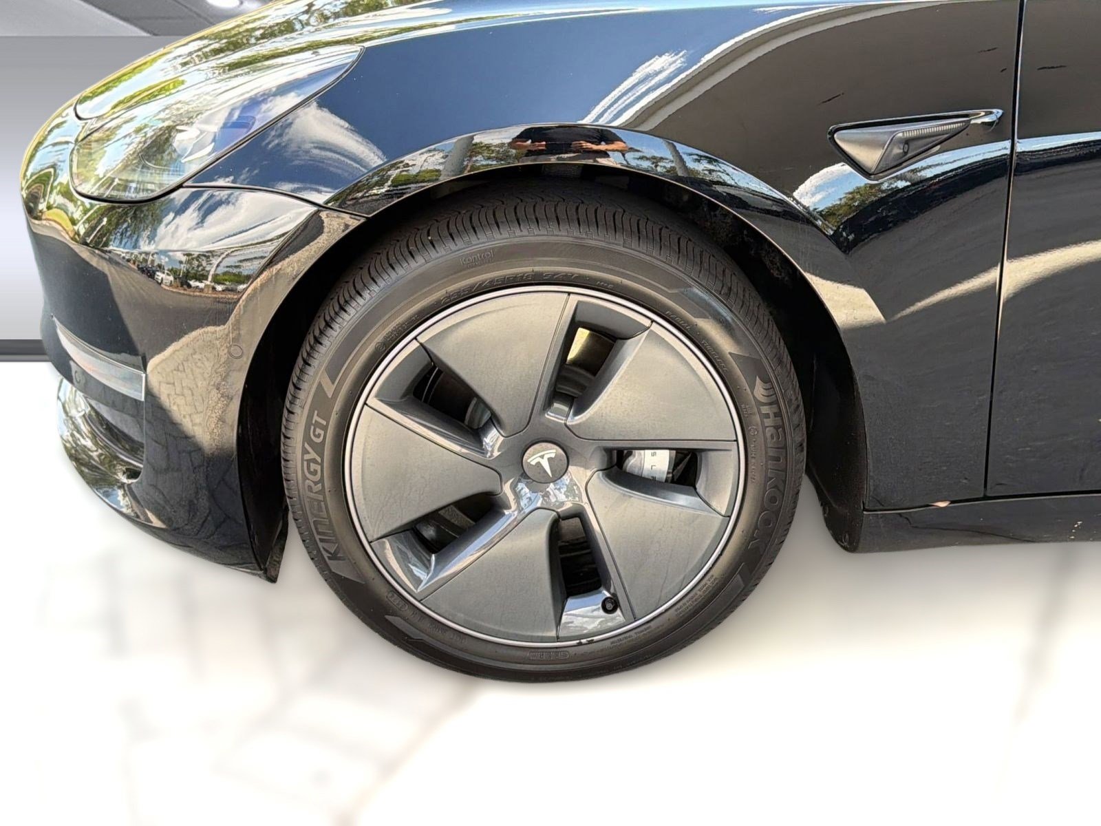 Used 2022 Tesla Model 3 Long Range AWD/4WD image 11