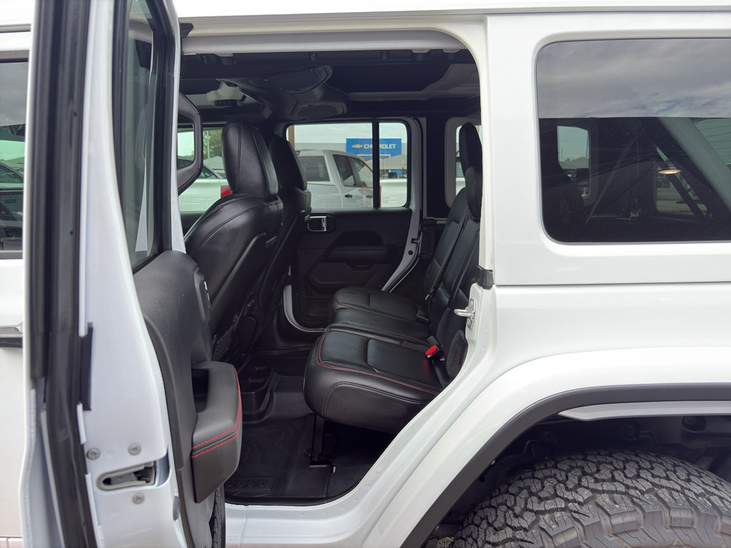 Used 2025 Jeep Wrangler Unlimited Rubicon AWD/4WD image 14