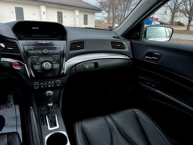Used 2019 Acura ILX image 29