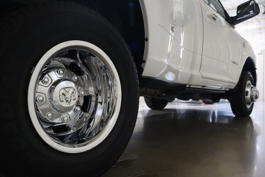 Used 2019 RAM 3500 Big Horn image 21