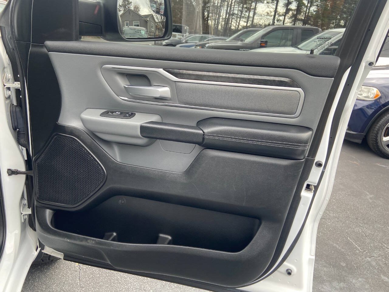Used 2019 RAM 1500 Big Horn AWD/4WD image 24