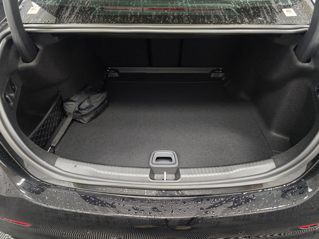 New 2026 Mercedes-Benz C 43 AMG 4MATIC Sedan image 11