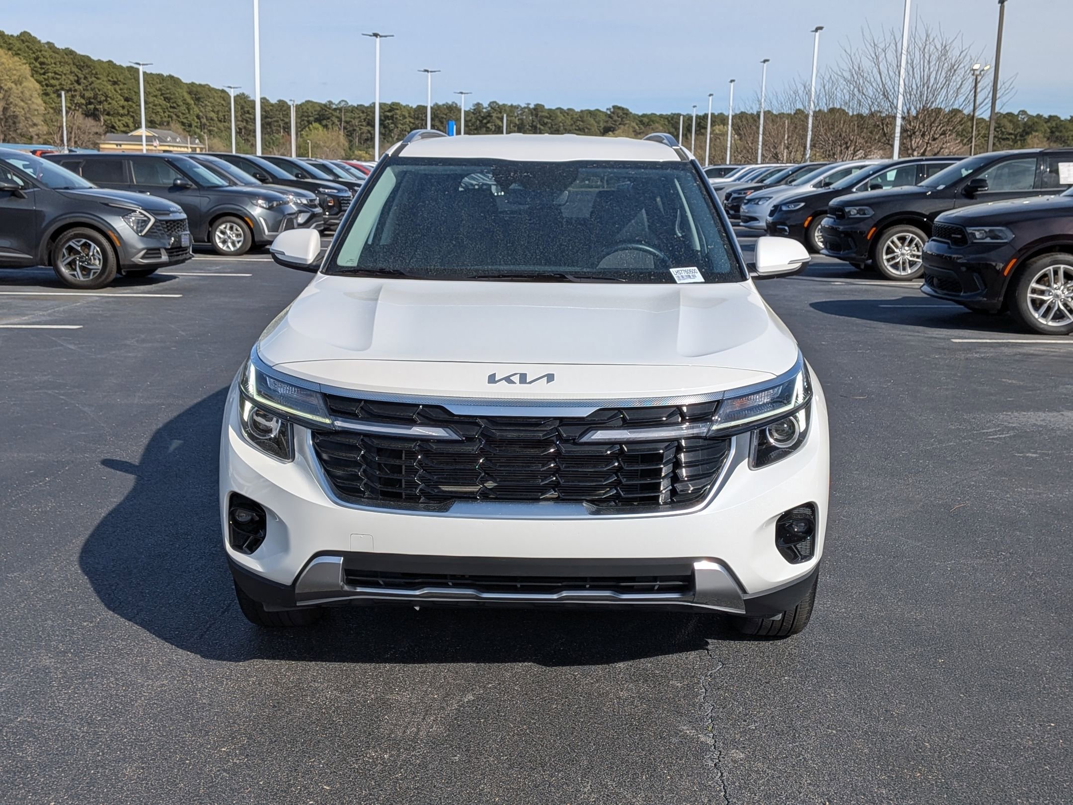 Used 2025 Kia Seltos S FWD image 8