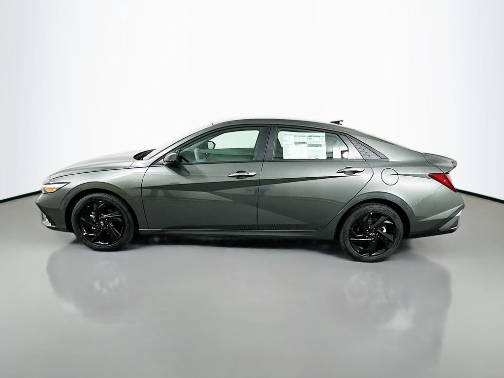 New 2026 Hyundai Elantra Sport image 8