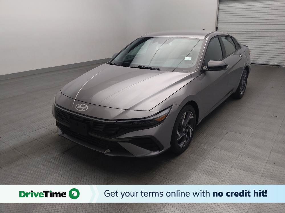Used 2025 Hyundai Elantra Sport FWD image 1