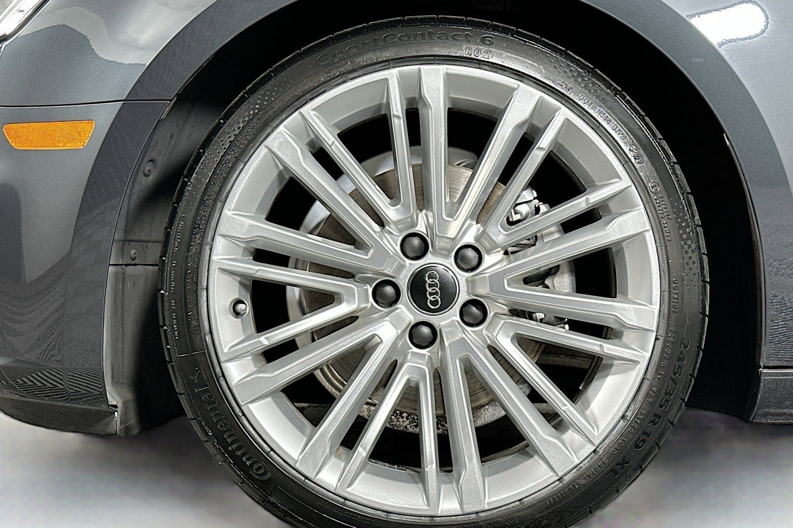 Used 2019 Audi A4 2.0T Premium Plus w/ Premium Plus Package FWD image 11