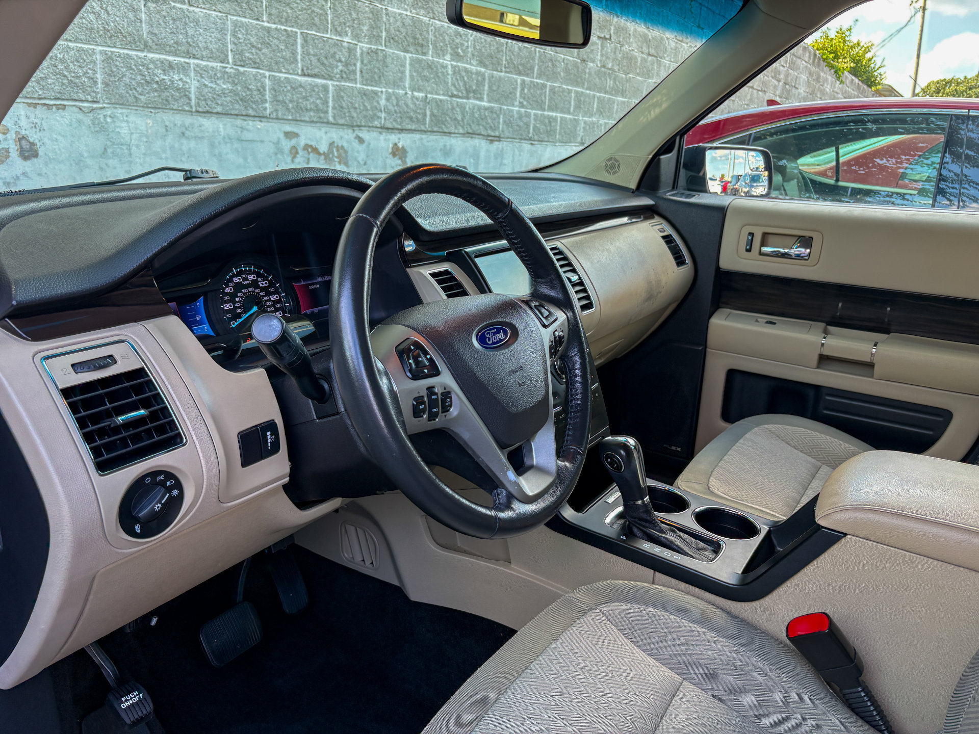 Used 2013 Ford Flex SEL FWD image 12