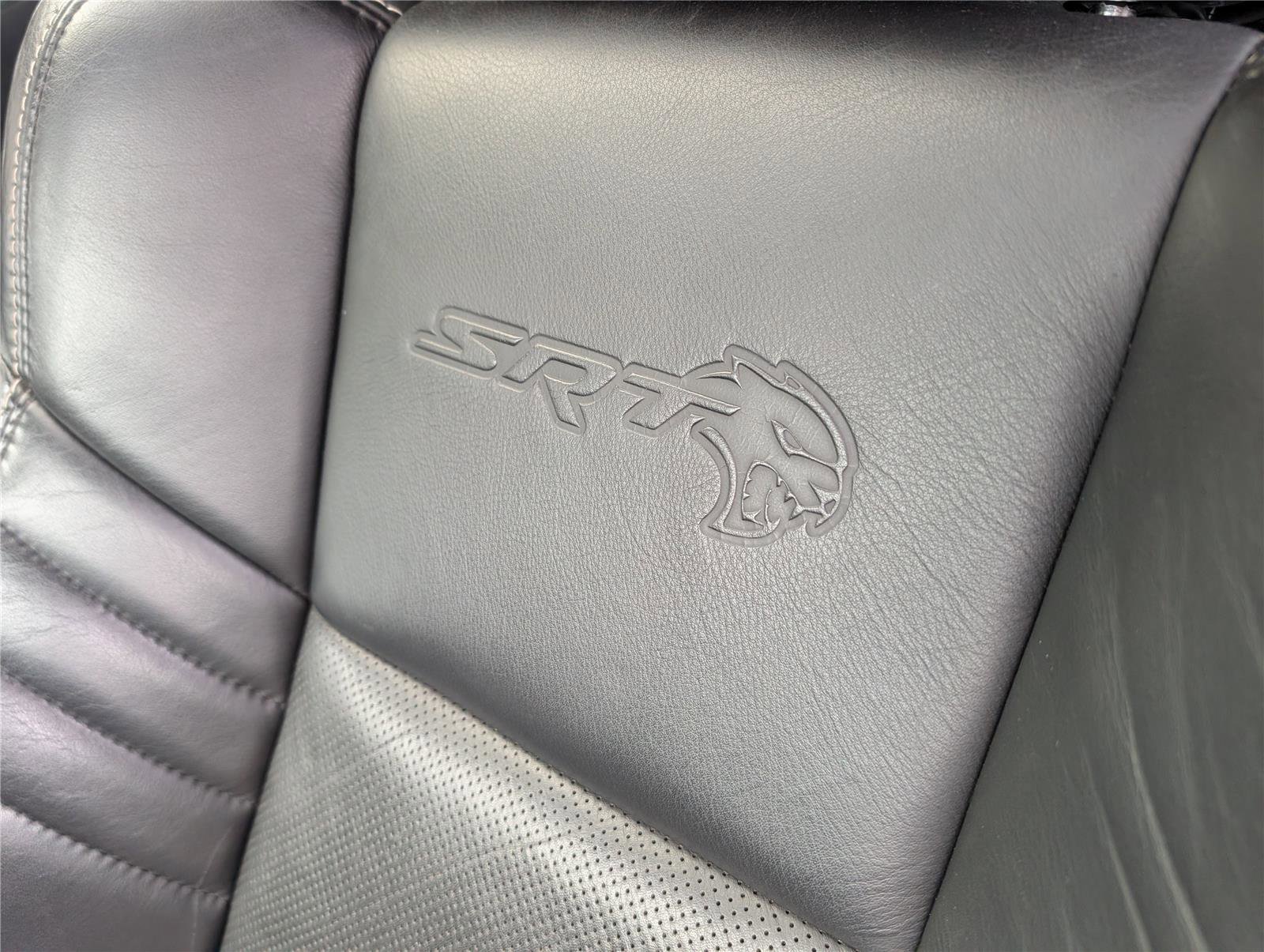 Used 2019 Dodge Challenger SRT Hellcat image 18