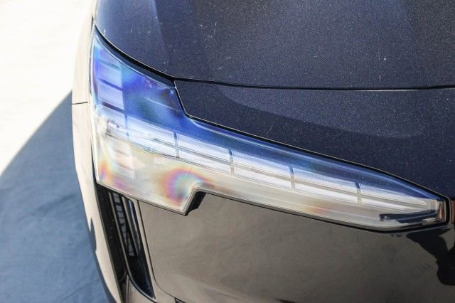 New 2025 Volvo EX30 Plus w/ Protection Package Premier image 10