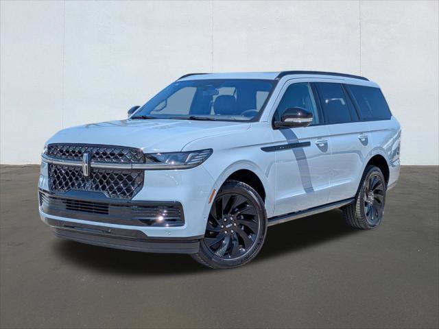 Used 2025 Lincoln Navigator Reserve w/ Jet Appearance Package