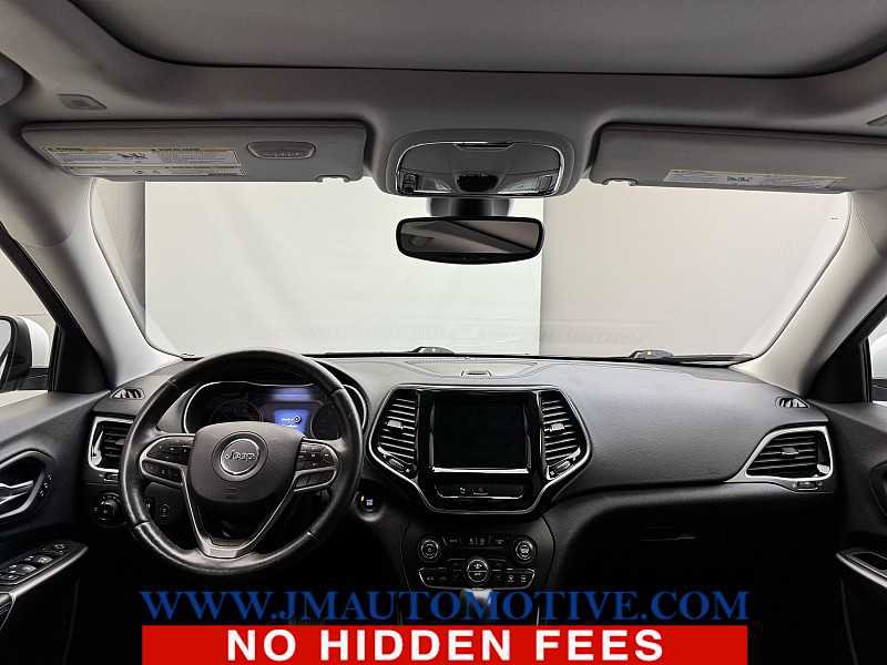 Used 2019 Jeep Cherokee Limited image 12