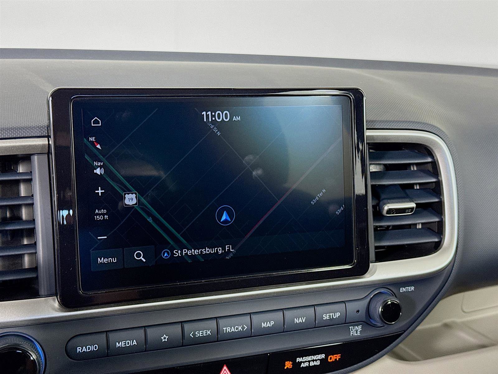 New 2025 Hyundai Venue Limited image 15