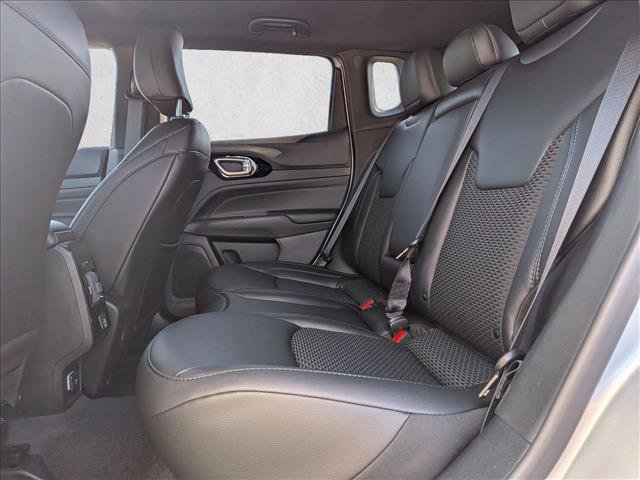 New 2026 Jeep Compass Latitude image 16