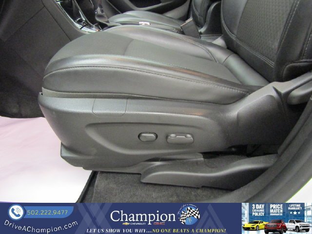 Used 2021 Buick Encore Preferred w/ Safety Package II AWD/4WD image 20