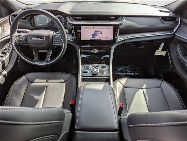 New 2026 Jeep Grand Cherokee Limited w/ Limited Altitude Package image 14