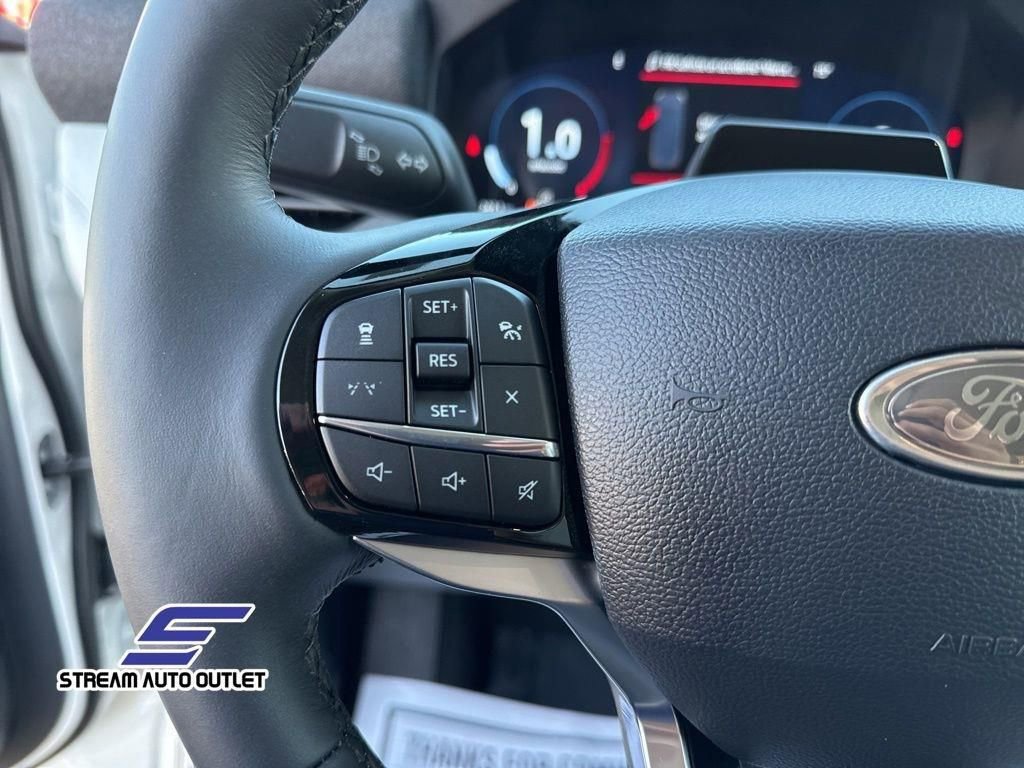 Used 2025 Ford Explorer Platinum w/ Ultimate Package image 15