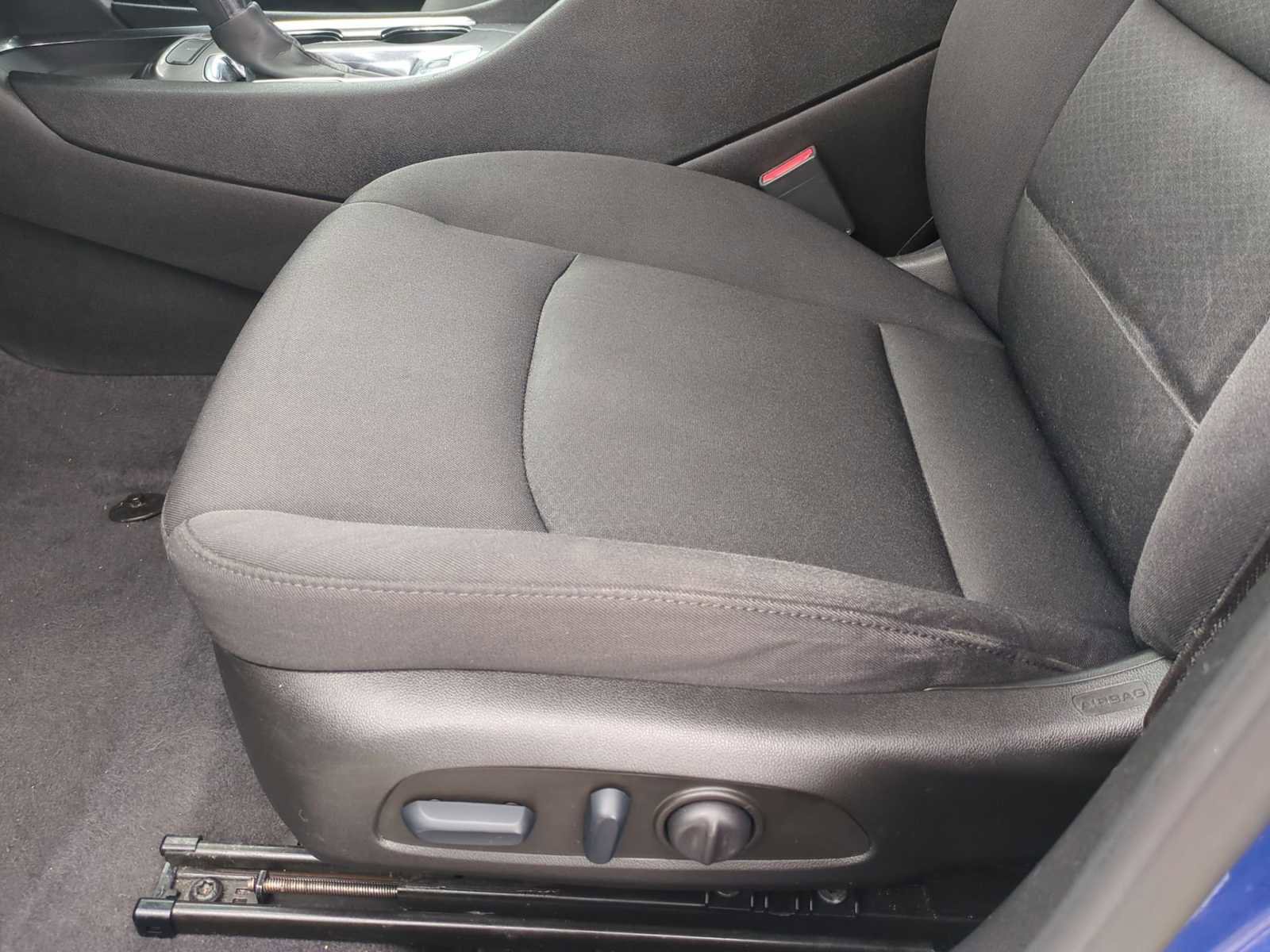 Used 2023 Chevrolet Malibu LT FWD image 20