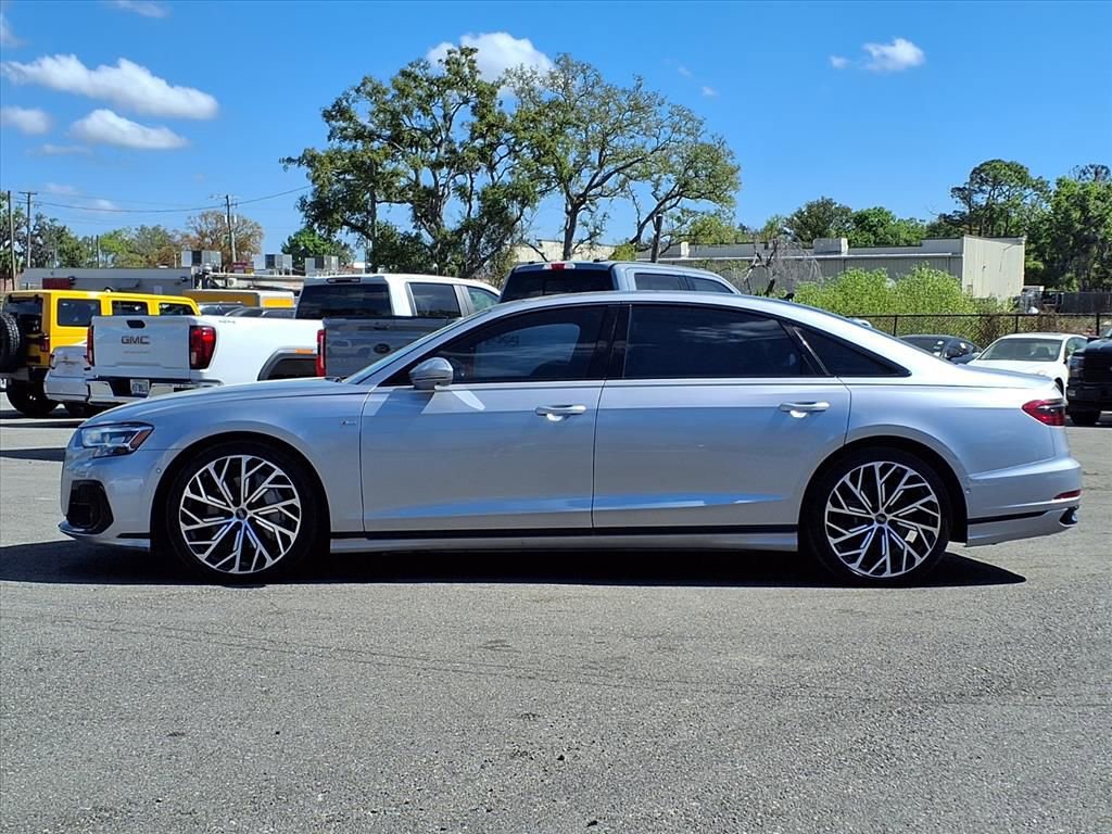 Used 2022 Audi A8 L 3.0T w/ Executive Package image 4
