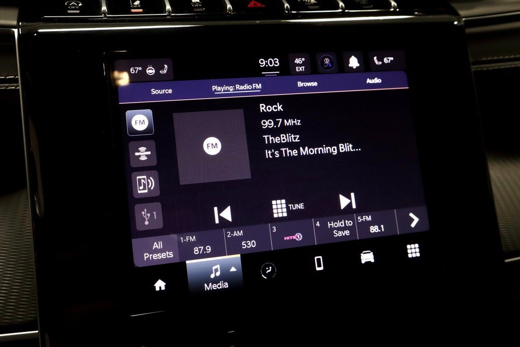 Used 2025 Jeep Grand Cherokee L Laredo w/ Luxury Tech Group I image 3