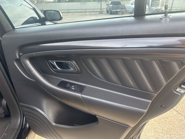 Used 2017 Ford Taurus SHO w/ Driver Assist Package image 7