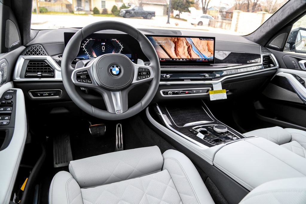 New 2026 BMW X7 xDrive40i w/ M Sport Package image 9