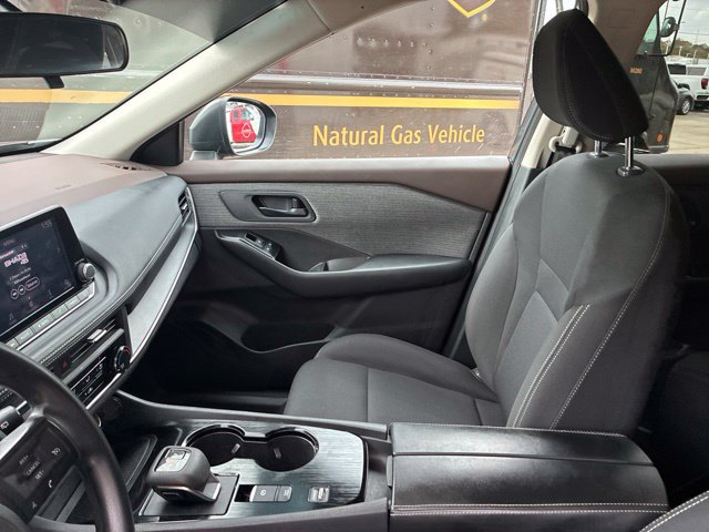 Used 2023 Nissan Rogue S FWD image 15