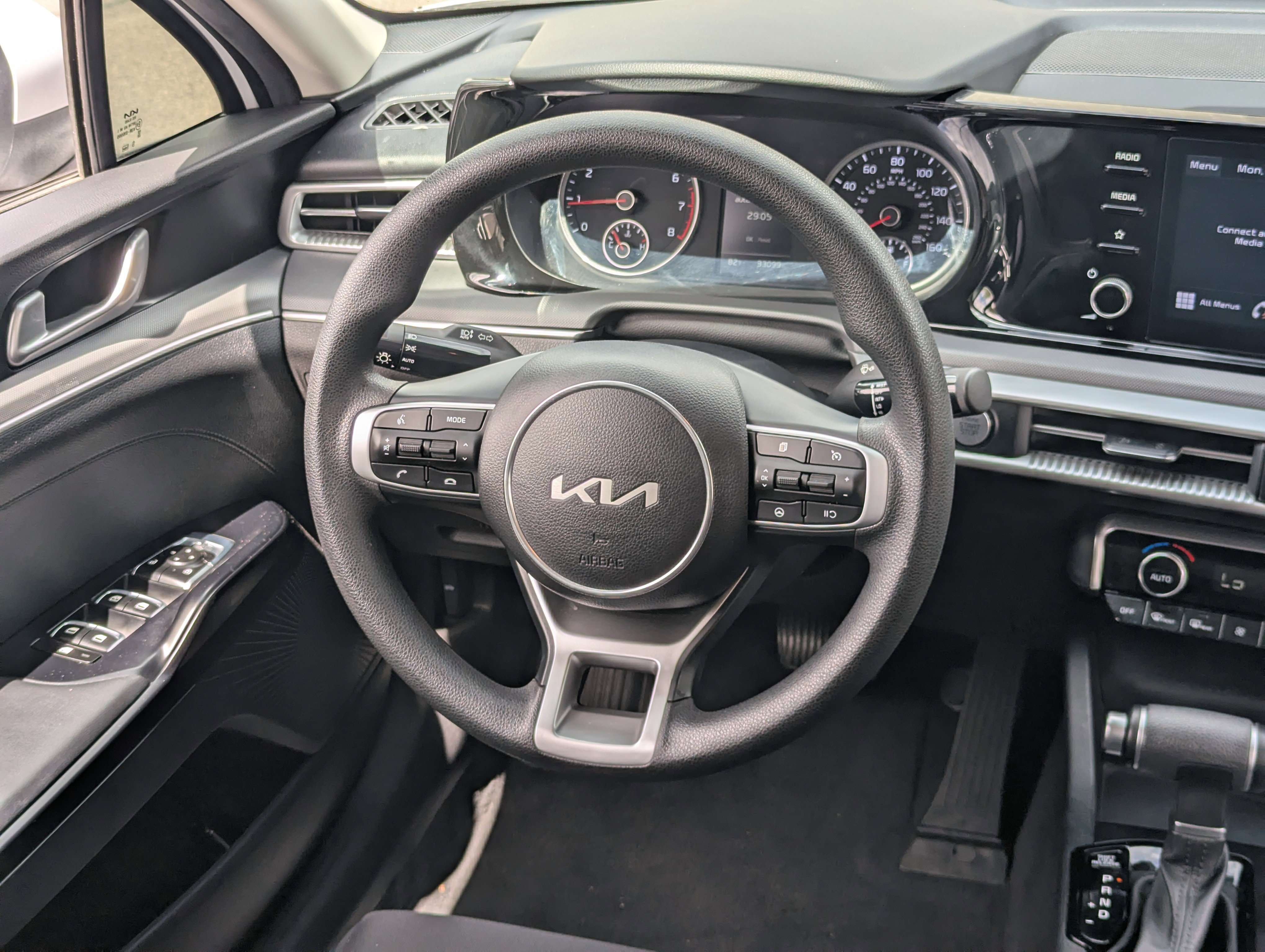 Used 2023 Kia K5 LXS FWD image 13