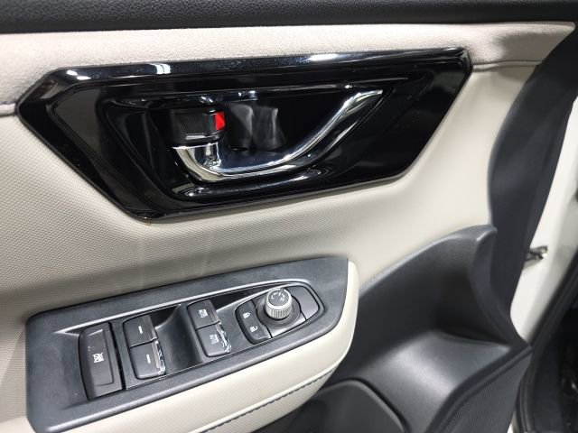 Used 2025 Subaru Forester Limited image 13