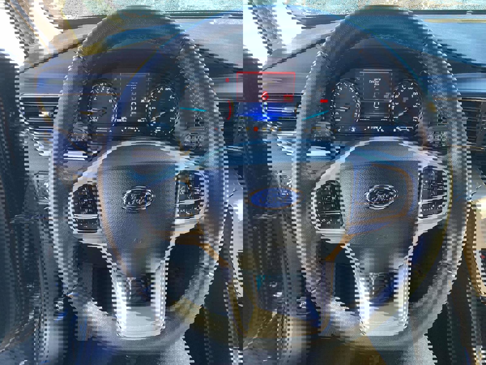 Used 2022 Ford Explorer XLT w/ Equipment Group 202A image 33