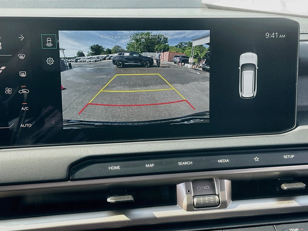 Used 2027 Kia Telluride LX FWD image 14